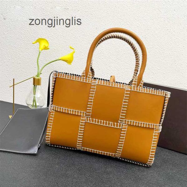 leather basket women's capacity venetas 2023 botteges bags large designer vegetable bag bucket leisure arco woven small portable lilt
leather basket women's capacity venetas 2023 botteges bags large designer vegetable bag bucket leisure arco woven small portable lilt