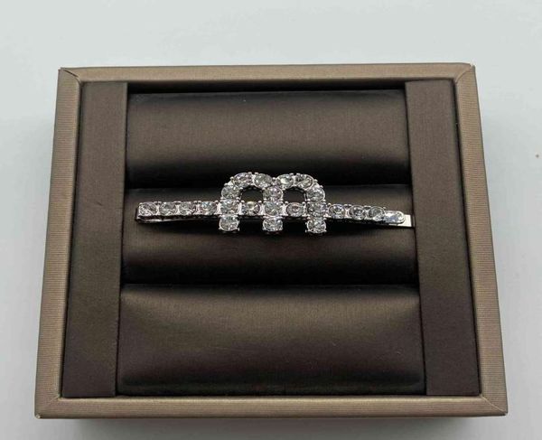 design jewelry miao new letter crystal sweet fairy style fashion hairpin5722662, Golden;silver
design jewelry miao new letter crystal sweet fairy style fashion hairpin5722662, Golden;silver