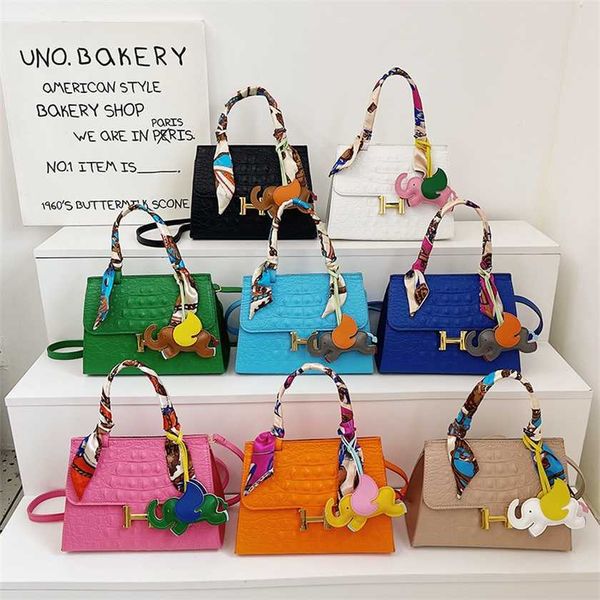 32% off handbag designer 2023 new small with litchi pattern woven handbag versatile single shoulder bag bags
32% off handbag designer 2023 new small with litchi pattern woven handbag versatile single shoulder bag bags