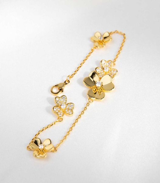brand pure 925 sterling silver jewelry for women gold chain clover bracelet praty wedding jewelry mini small flower bracelet3383041, Golden;silver
brand pure 925 sterling silver jewelry for women gold chain clover bracelet praty wedding jewelry mini small flower bracelet3383041, Golden;silver