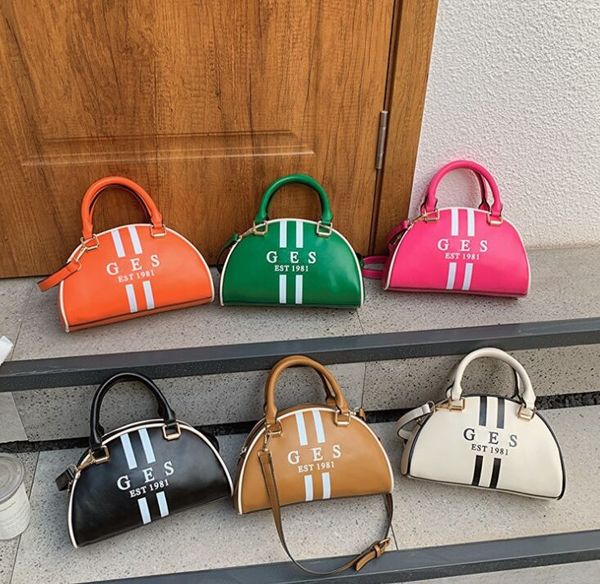 summer leather shoulder bag mini baby letter print crossbody handbag children message shell bags, Black
summer leather shoulder bag mini baby letter print crossbody handbag children message shell bags, Black