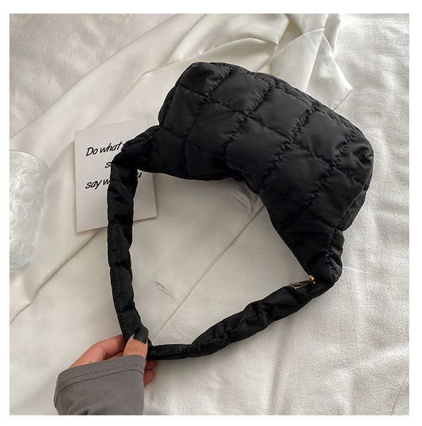 round straw bag women woven beach crossbody bag for ladies cute shoulder rattan handmade knitted candy color small handbag, Black
round straw bag women woven beach crossbody bag for ladies cute shoulder rattan handmade knitted candy color small handbag, Black