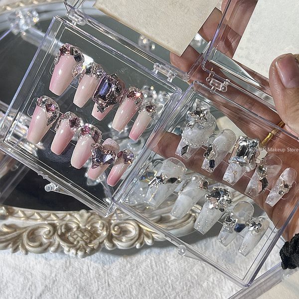 false nails handmade luxury glittery fake nail with glue flower press on nails art reusable short coffin false nail tips gift 230715, Red;gold
false nails handmade luxury glittery fake nail with glue flower press on nails art reusable short coffin false nail tips gift 230715, Red;gold