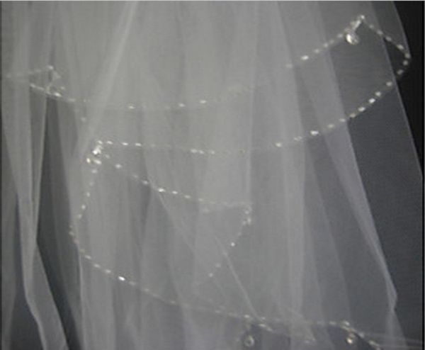 fashional twolayer beaded edge hip length white ivory champagne pink red black purple wedding veil meidingqianna brand bridal5036713
fashional twolayer beaded edge hip length white ivory champagne pink red black purple wedding veil meidingqianna brand bridal5036713