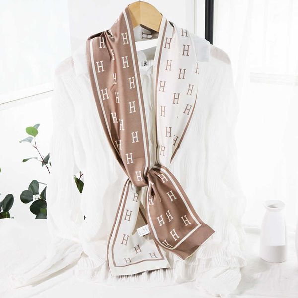 korean version small new round dot women's professional satin double handle ribbon scarf, Blue;gray
korean version small new round dot women's professional satin double handle ribbon scarf, Blue;gray