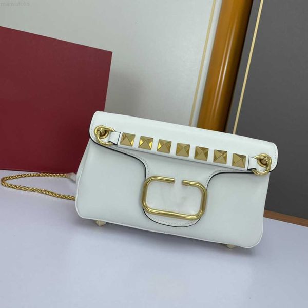 designer valntin bags the woman happy year of bag early for spring tide big red rivet diagonal shoulder buckle underarm dxcj
designer valntin bags the woman happy year of bag early for spring tide big red rivet diagonal shoulder buckle underarm dxcj