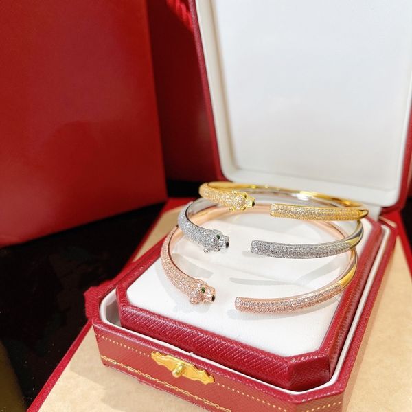 new designer bracelet luxury carti brand enamel size#17 bracelet men's and women's fashion bracelet daily accessories party weddin, Black
new designer bracelet luxury carti brand enamel size#17 bracelet men's and women's fashion bracelet daily accessories party weddin, Black