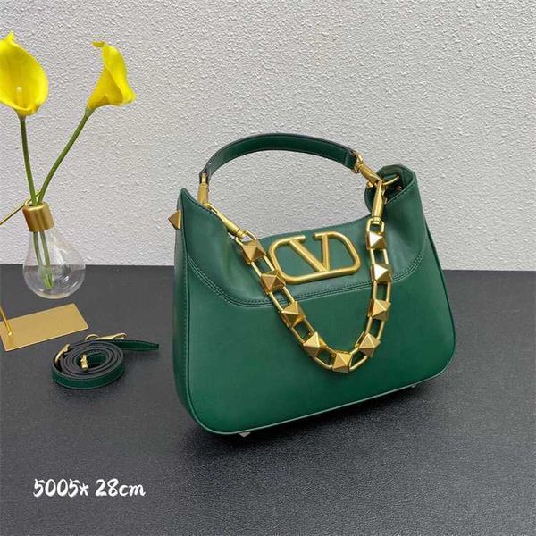 valntin style designer recommended bag for blogger's woman bags new product rivet large buckle single shoulder underarm
valntin style designer recommended bag for blogger's woman bags new product rivet large buckle single shoulder underarm