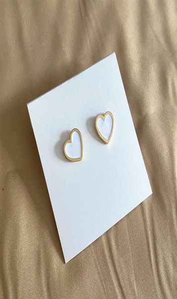 2022 cute size brass luxury women fashion studs original single design heart earrings enamel classic jewelry2610547, Golden;silver
2022 cute size brass luxury women fashion studs original single design heart earrings enamel classic jewelry2610547, Golden;silver