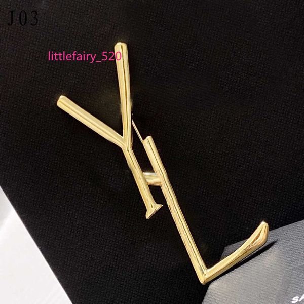 pins brooches classical brooch designer letter retro gift gold color pins women fashion broche large beads female clothes suit alloy brooch, Gray
pins brooches classical brooch designer letter retro gift gold color pins women fashion broche large beads female clothes suit alloy brooch, Gray