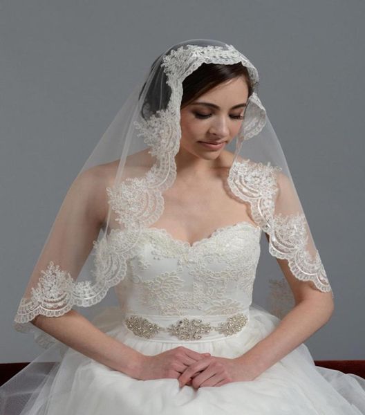 new 2019 elbow length bridal veils lace applique edge one layer short tulle wedding accessories bride hair headpieces8437271, Black
new 2019 elbow length bridal veils lace applique edge one layer short tulle wedding accessories bride hair headpieces8437271, Black