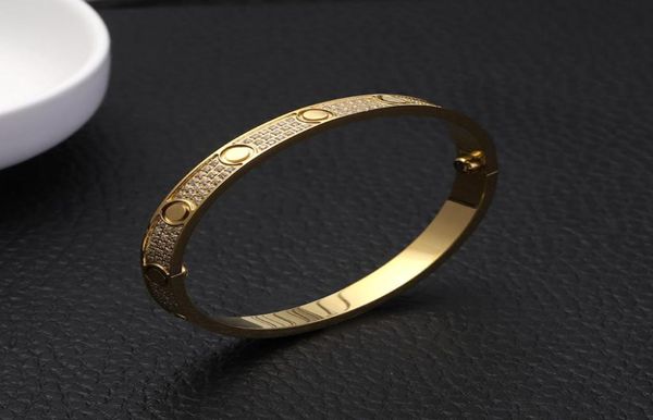 titanium steel bracelet for lover 3 row full diamond fashion women men couple bracelets bangles valentine jewelry with velvet bag4097833, White
titanium steel bracelet for lover 3 row full diamond fashion women men couple bracelets bangles valentine jewelry with velvet bag4097833, White