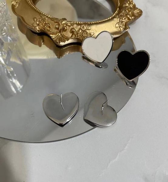 new fashion silver black white stud branded women stainless 925 silver heart earrings jewelry9807656, Golden;silver
new fashion silver black white stud branded women stainless 925 silver heart earrings jewelry9807656, Golden;silver