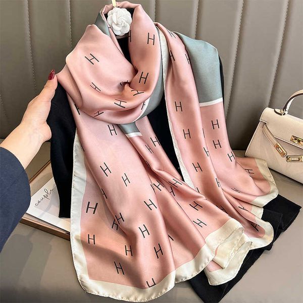 autumn and winter korean edition color matching fashion simulation silk small h women's warm neckband long scarf neck, Blue;gray
autumn and winter korean edition color matching fashion simulation silk small h women's warm neckband long scarf neck, Blue;gray