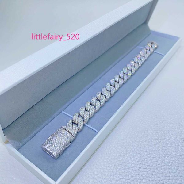 pendant necklaces 12mm 2 rows micro paved cuban bracelet d vvs lab diamond cuban link chain iced out 925 silver moissanite cuban bracelet
pendant necklaces 12mm 2 rows micro paved cuban bracelet d vvs lab diamond cuban link chain iced out 925 silver moissanite cuban bracelet