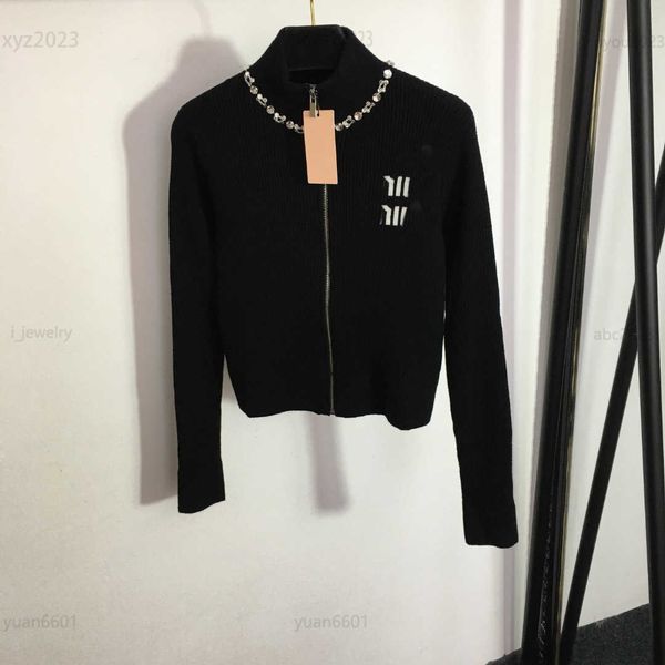 designer clothes women sweater long sleeved zipper knit size s-l chest letter logo print cardigan, White
designer clothes women sweater long sleeved zipper knit size s-l chest letter logo print cardigan, White