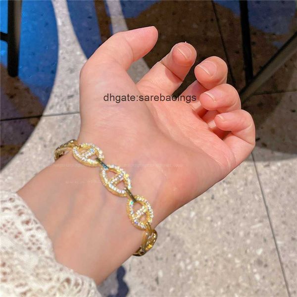 aher mas designer luxury brand enamel bracelet 14k gold color pig nose bracelet gold 6cm luxury bracelet, Black
aher mas designer luxury brand enamel bracelet 14k gold color pig nose bracelet gold 6cm luxury bracelet, Black