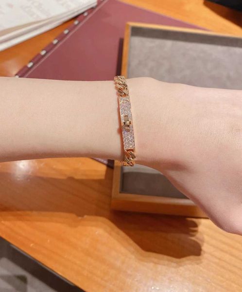 designer hemrres bracelet precision edition h family series micro inlaid full diamond pig nose light luxury advanced design pcy5, Black
designer hemrres bracelet precision edition h family series micro inlaid full diamond pig nose light luxury advanced design pcy5, Black