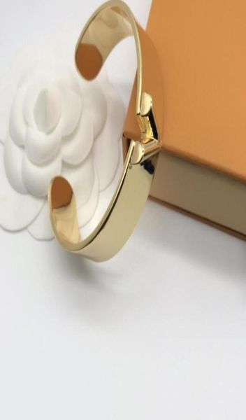 classics letter jewelry high version fashion gold bracelet bangle mens women party wedding couples gift4859890, Black
classics letter jewelry high version fashion gold bracelet bangle mens women party wedding couples gift4859890, Black