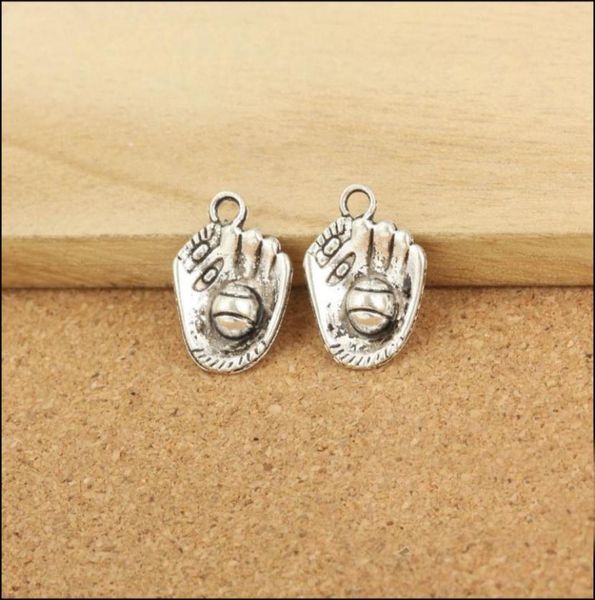 whole baseball glove vintage alloy charms sport jewelry accessories aac11109207212, Bronze;silver
whole baseball glove vintage alloy charms sport jewelry accessories aac11109207212, Bronze;silver