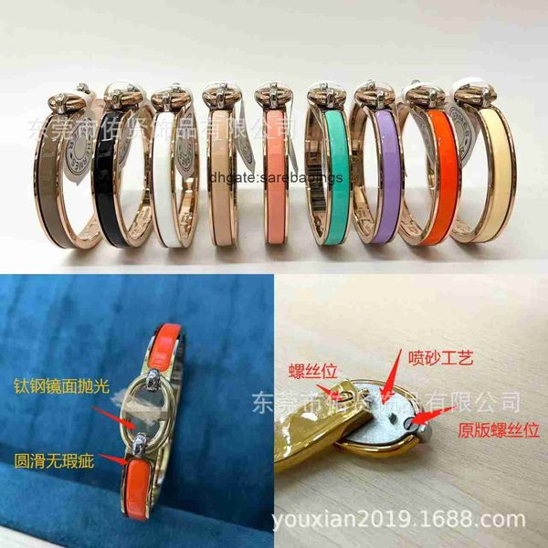 aher mas designer luxury brand enamel bracelet h enamel pig nose bracelet for men and women horse pattern bracelet colorful gold jewelry, Black
aher mas designer luxury brand enamel bracelet h enamel pig nose bracelet for men and women horse pattern bracelet colorful gold jewelry, Black