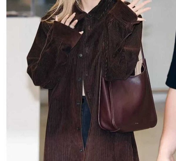designer bags leather bag large capacity shoulder cowhide hand mother lichee grain head layer bucketclassic tote bag the row eo0d
designer bags leather bag large capacity shoulder cowhide hand mother lichee grain head layer bucketclassic tote bag the row eo0d