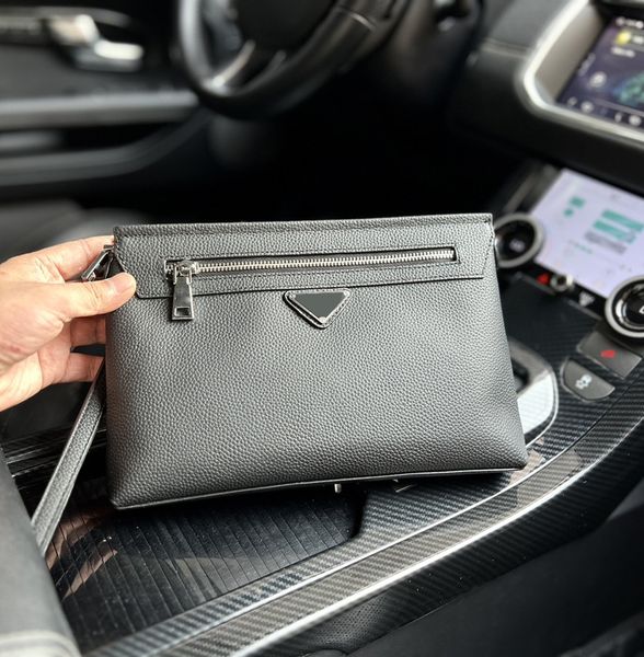designer men's wallet mens card holders men's wallets fanny pack waist bag designer cowhide material with silver hardware mens pur, Red;black
designer men's wallet mens card holders men's wallets fanny pack waist bag designer cowhide material with silver hardware mens pur, Red;black