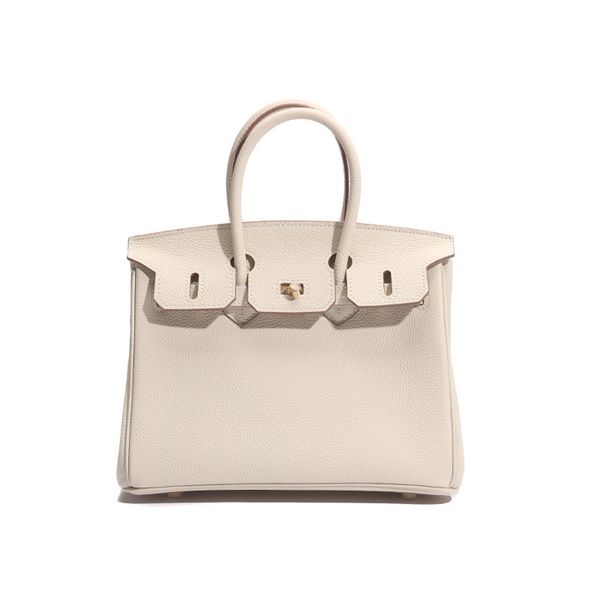 9a luxury large handbag classic luxury women's bag elegant and generous noble women's handbag
9a luxury large handbag classic luxury women's bag elegant and generous noble women's handbag