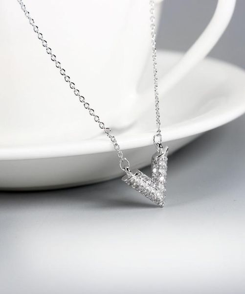 the new fashion korean version european and american classic zircon v shape temperament hundred catch bone chain short necklace 8351350, Silver
the new fashion korean version european and american classic zircon v shape temperament hundred catch bone chain short necklace 8351350, Silver