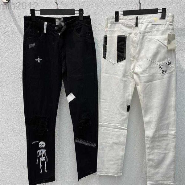 galleys jeans long pants hem skull embroidery high street style casual jeans for men and women, Blue
galleys jeans long pants hem skull embroidery high street style casual jeans for men and women, Blue