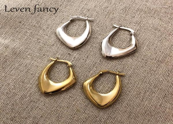 girls 925 sterling silver irregular earrings for women nordic style minimalist big hoop earrings female luxury party jewelry15297710, Golden;silver
girls 925 sterling silver irregular earrings for women nordic style minimalist big hoop earrings female luxury party jewelry15297710, Golden;silver