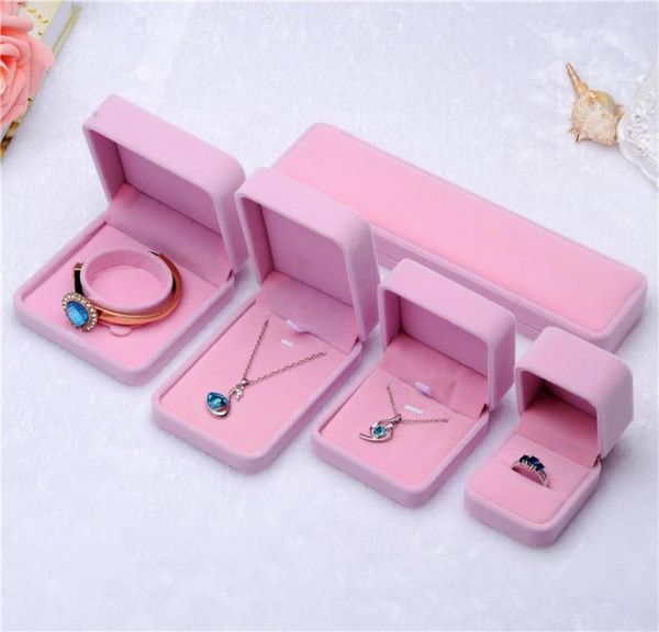 fashion jewelry boxes pinkcreamywhite velvet ring earrings pendant necklace bracelet bangle classic show luxury octagonal gift c9504153, Black;white
fashion jewelry boxes pinkcreamywhite velvet ring earrings pendant necklace bracelet bangle classic show luxury octagonal gift c9504153, Black;white