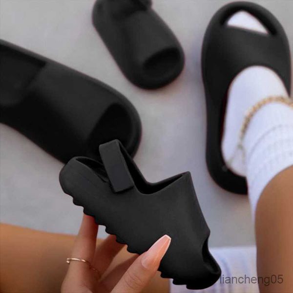 slipper baby toddler kids slippers slip on fashion sandals boys girls beach summer water shoes soft children light indoor slides r230805, Black;grey
slipper baby toddler kids slippers slip on fashion sandals boys girls beach summer water shoes soft children light indoor slides r230805, Black;grey