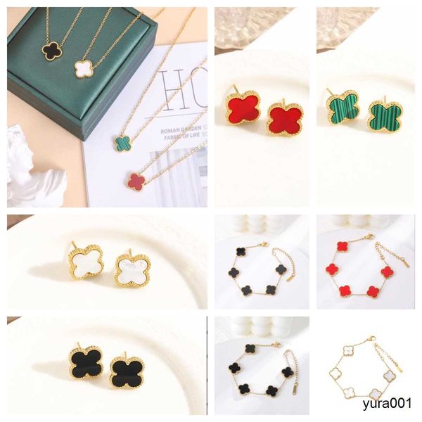 fashion luxury four leaf clover necklace designer jewelry set pendant necklaces bracelet stud earring gold silver mother of pearl flower nec
fashion luxury four leaf clover necklace designer jewelry set pendant necklaces bracelet stud earring gold silver mother of pearl flower nec
