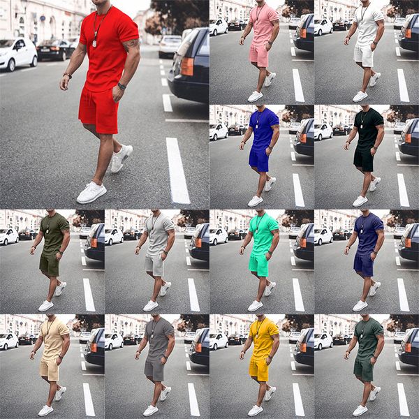 mens tracksuits solid color european and american mens 13 summer short sleeve casual sportswear 230718, Gray
mens tracksuits solid color european and american mens 13 summer short sleeve casual sportswear 230718, Gray