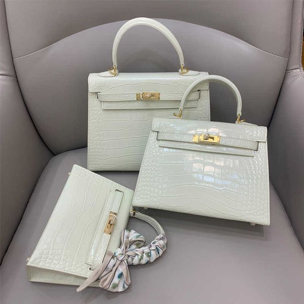 designer kelys tote bag mini headband with crocodile pattern second generation genuine leather handheld one shoulder diagonal straddle women
designer kelys tote bag mini headband with crocodile pattern second generation genuine leather handheld one shoulder diagonal straddle women