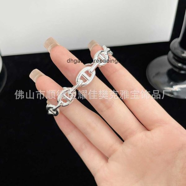 aher mas designer luxury brand enamel bracelet h home hollow pig nose ot smooth opening fashion bracelet high quality, Black
aher mas designer luxury brand enamel bracelet h home hollow pig nose ot smooth opening fashion bracelet high quality, Black