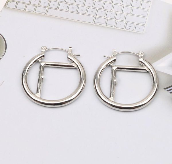 2 colors 18k gold plated 925 silvrer luxury brand designers letters stud clip chain geometric famous women crystal rhinestone meta1398254, Golden;silver
2 colors 18k gold plated 925 silvrer luxury brand designers letters stud clip chain geometric famous women crystal rhinestone meta1398254, Golden;silver