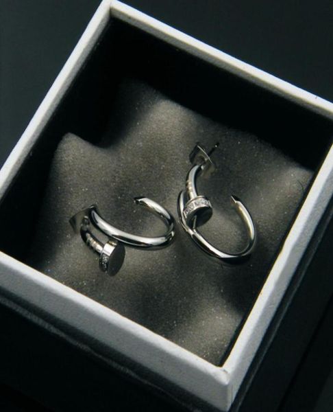 fashion classic design 316l titanium steel nails earring lovers punk with diamond and no diamond earring women jewelry6831378, Golden
fashion classic design 316l titanium steel nails earring lovers punk with diamond and no diamond earring women jewelry6831378, Golden