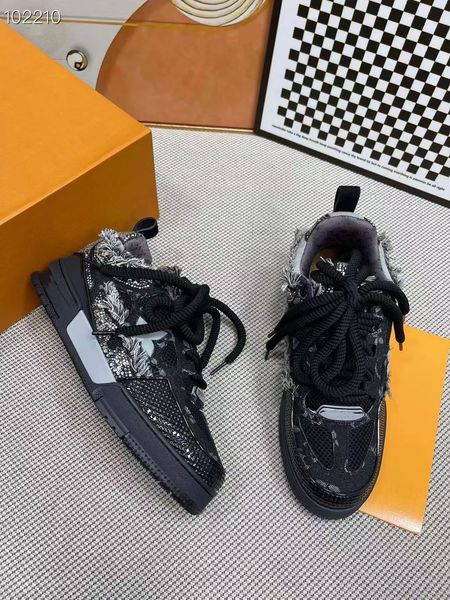 2023 designer casual shoes sneaker with removable crystals fashion luxury womens shoe trainers sneakers 35-45
2023 designer casual shoes sneaker with removable crystals fashion luxury womens shoe trainers sneakers 35-45