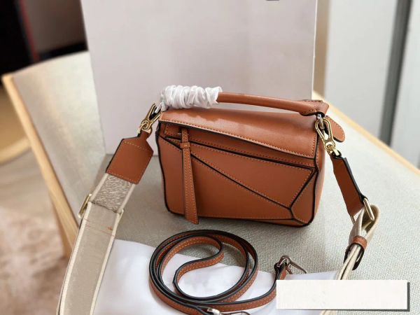10a fashion makeup bag shoulder bag puzzle large capacity zipper opening leather bag body linen adjustable shoulder strap vacation casual cr
10a fashion makeup bag shoulder bag puzzle large capacity zipper opening leather bag body linen adjustable shoulder strap vacation casual cr