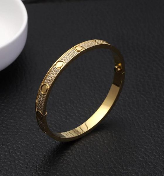 titanium steel bracelet for lover 3 row full diamond fashion women men couple bracelets bangles valentine jewelry with velvet bag1899855, White
titanium steel bracelet for lover 3 row full diamond fashion women men couple bracelets bangles valentine jewelry with velvet bag1899855, White