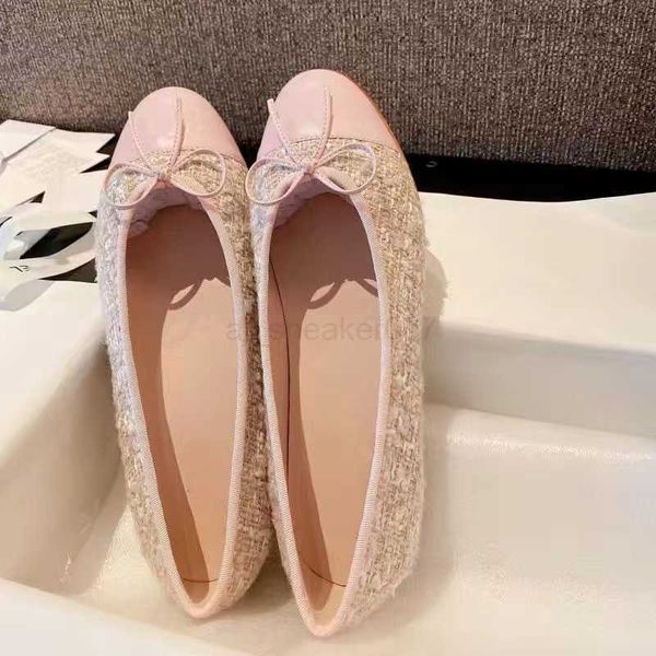 channel luxury designer black paris ballet flats shoes women brands quilted genuine leather slip on ballerina round toe ladies dress shoes c
channel luxury designer black paris ballet flats shoes women brands quilted genuine leather slip on ballerina round toe ladies dress shoes c