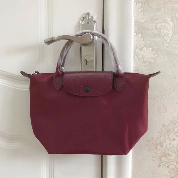 crossbody designer bag hobo nylon bag large capacity computer bags fashion shopping satchels large capacity travel bag plain zipper flap poc
crossbody designer bag hobo nylon bag large capacity computer bags fashion shopping satchels large capacity travel bag plain zipper flap poc