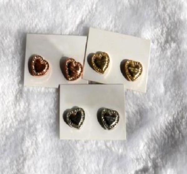 fashion silvergoldrose gold plated heart lock key rhinestone letter style logo stud brand earrings9205956, Golden;silver
fashion silvergoldrose gold plated heart lock key rhinestone letter style logo stud brand earrings9205956, Golden;silver