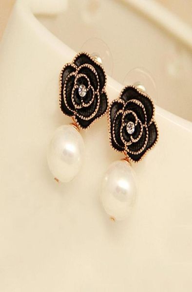 dangle chandelier design pearl pendant camellia earrings lady party wedding jewelry9852504, Silver
dangle chandelier design pearl pendant camellia earrings lady party wedding jewelry9852504, Silver