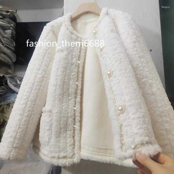 women's fur faux fur women's fur fragrant wind lamb hair coat short pearl round neck 2023 winter one piece jacket, Black
women's fur faux fur women's fur fragrant wind lamb hair coat short pearl round neck 2023 winter one piece jacket, Black