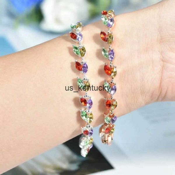 charm bracelets 2023 new fashion unique design elegant exquisite light luxury colorful zircon bracelet women jewelry party gift r230718, Golden;silver
charm bracelets 2023 new fashion unique design elegant exquisite light luxury colorful zircon bracelet women jewelry party gift r230718, Golden;silver