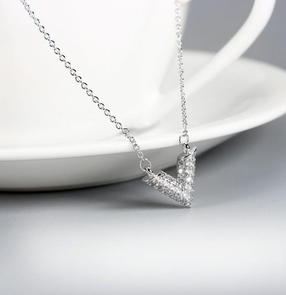 the new fashion korean version european and american classic zircon v shape temperament hundred catch bone chain short necklace 7696161, Silver
the new fashion korean version european and american classic zircon v shape temperament hundred catch bone chain short necklace 7696161, Silver