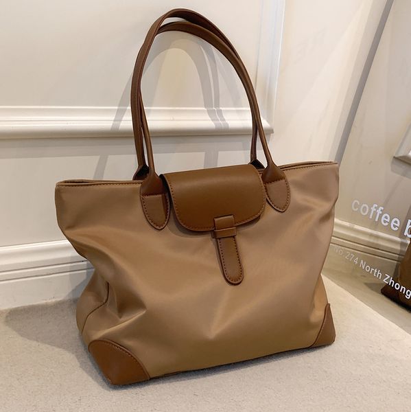 large capacity fashion tote bag - minimalist oxford cloth women's bag, 2023 new versatile casual, single shoulder large bag, mommy bag,
large capacity fashion tote bag - minimalist oxford cloth women's bag, 2023 new versatile casual, single shoulder large bag, mommy bag,